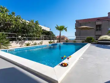 Novalja Studio for 3 Guests with Private Balcony