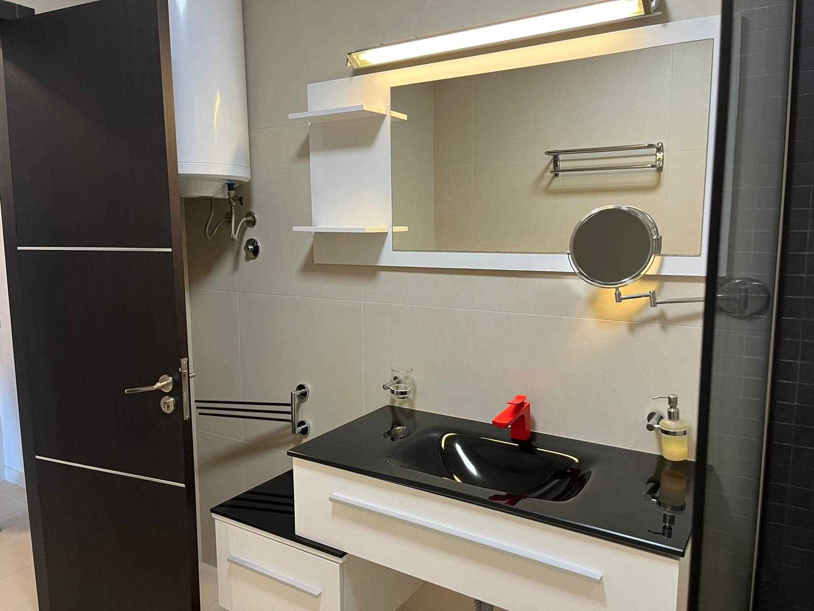 Comfort One Bedroom Apartment With Balcony