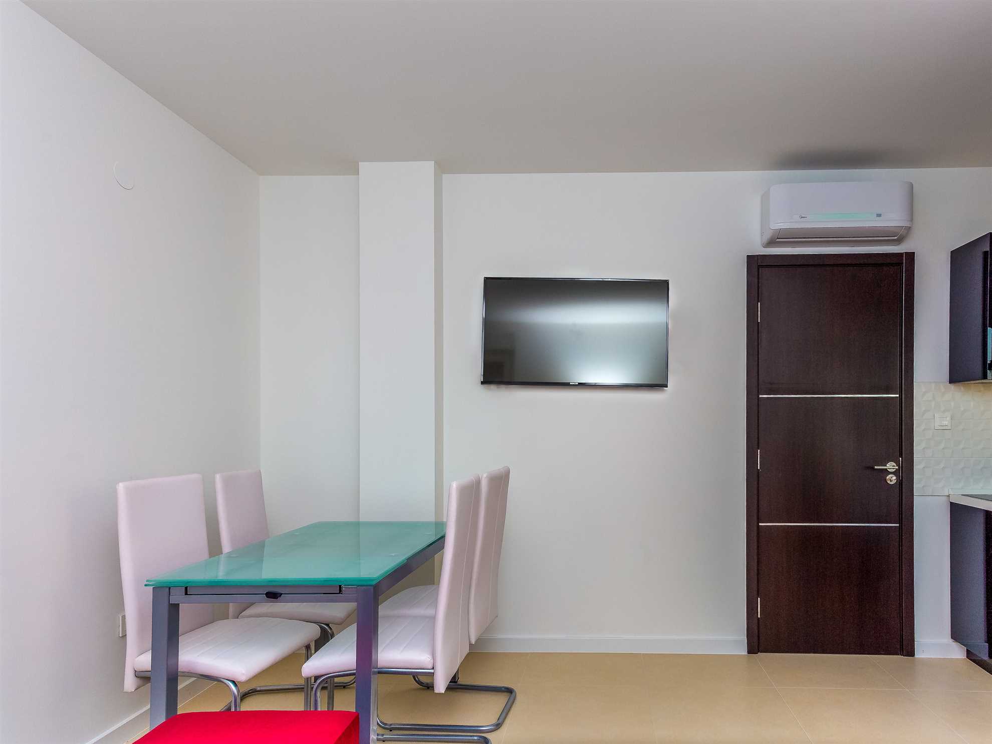 Comfort One Bedroom Apartment With Balcony
