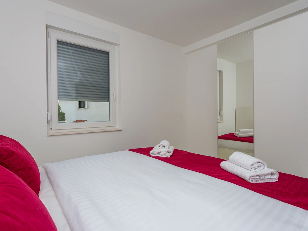 Two-Bedroom Apartment with Balcony in Novalja