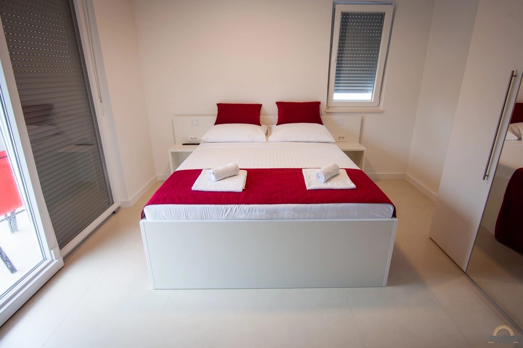 Studio Apartment for 2 in Novalja with Balcony