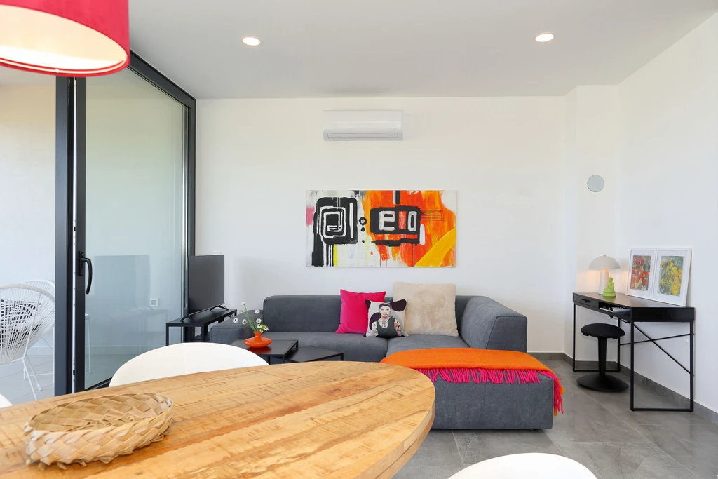 Apartman s pogledom na more u Rovanjskoj