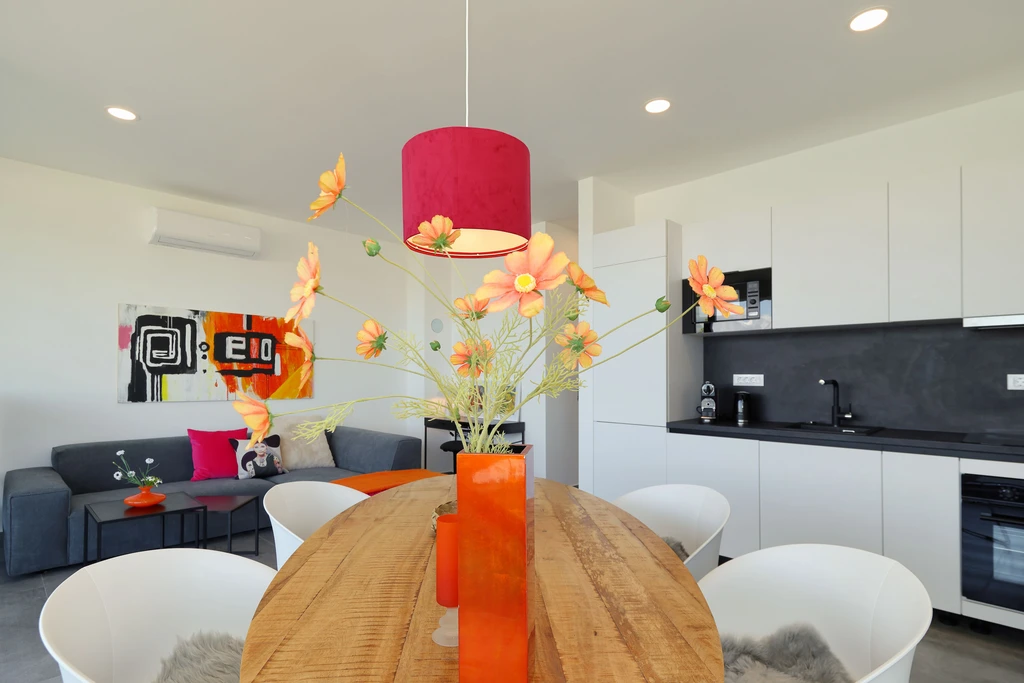 Apartman s pogledom na more u Rovanjskoj