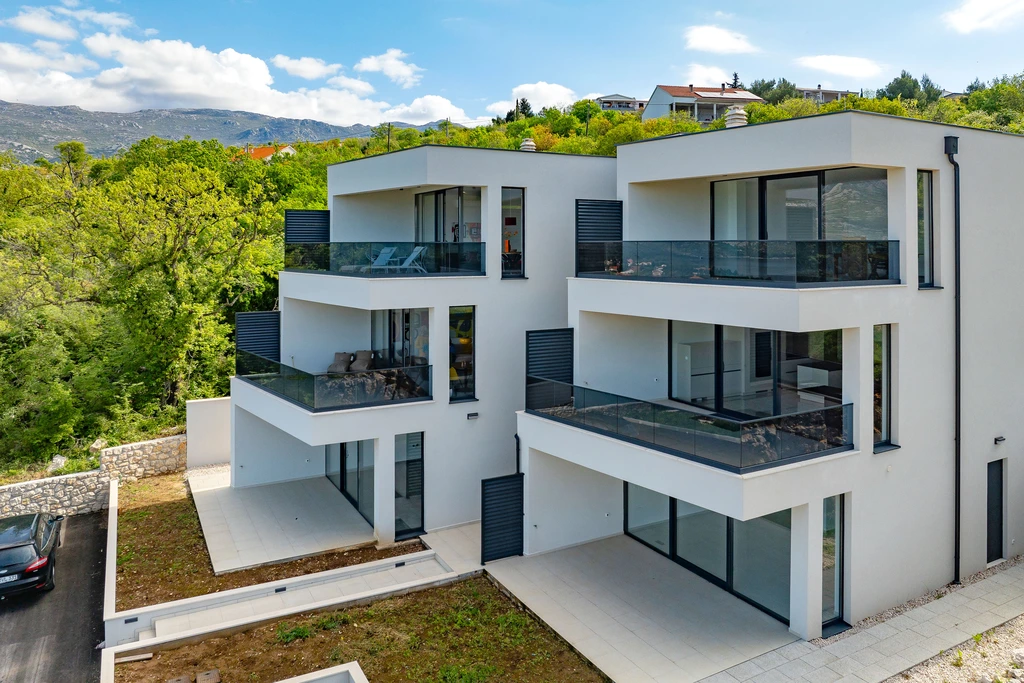 Apartman s pogledom na more u Rovanjskoj