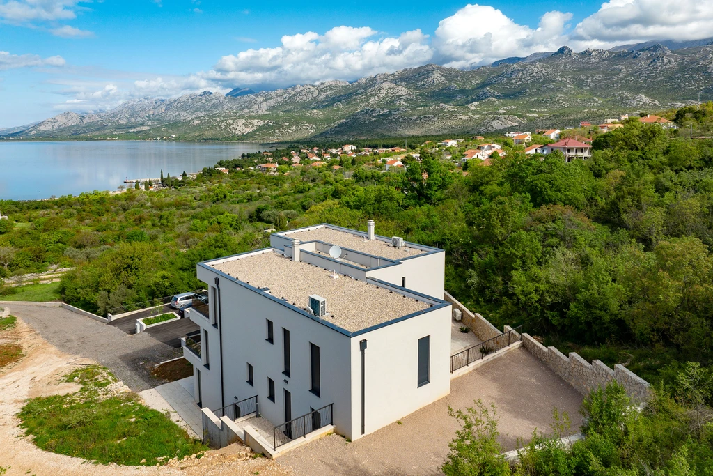 Apartman s pogledom na more u Rovanjskoj