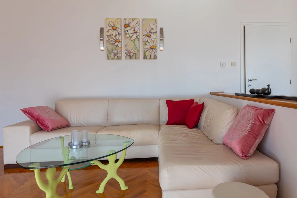 Marinko, br. 3, veliki apartman s bazenom