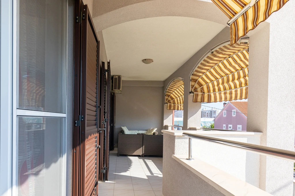 Marinko, br. 3, veliki apartman s bazenom