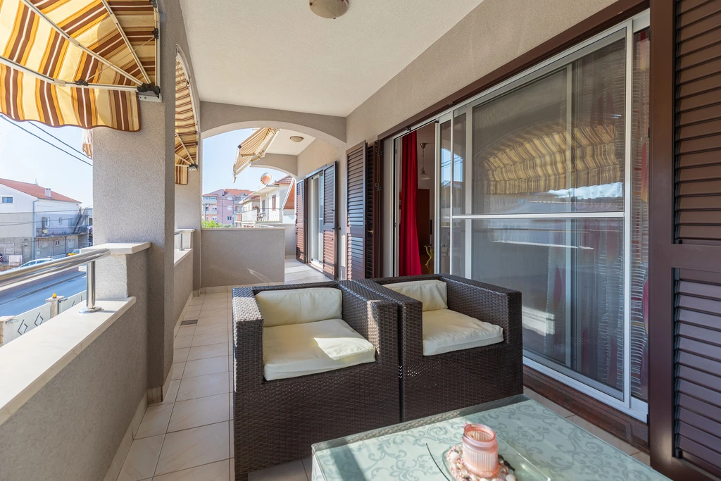 Marinko, br. 3, veliki apartman s bazenom