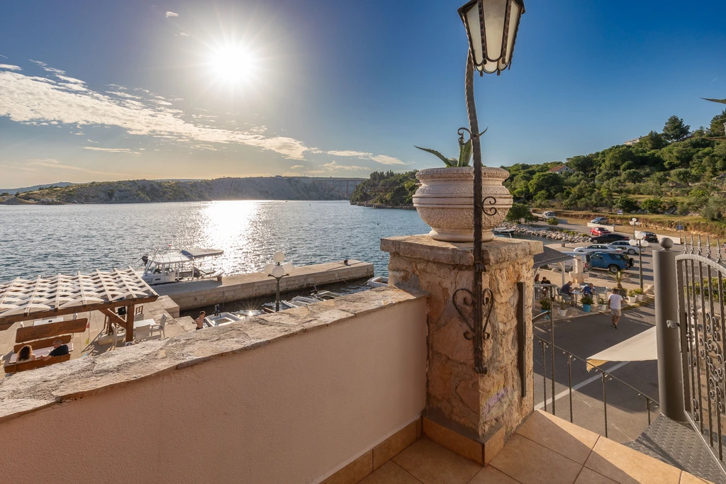 Sidro, lijepi apartman s pogledom na more,