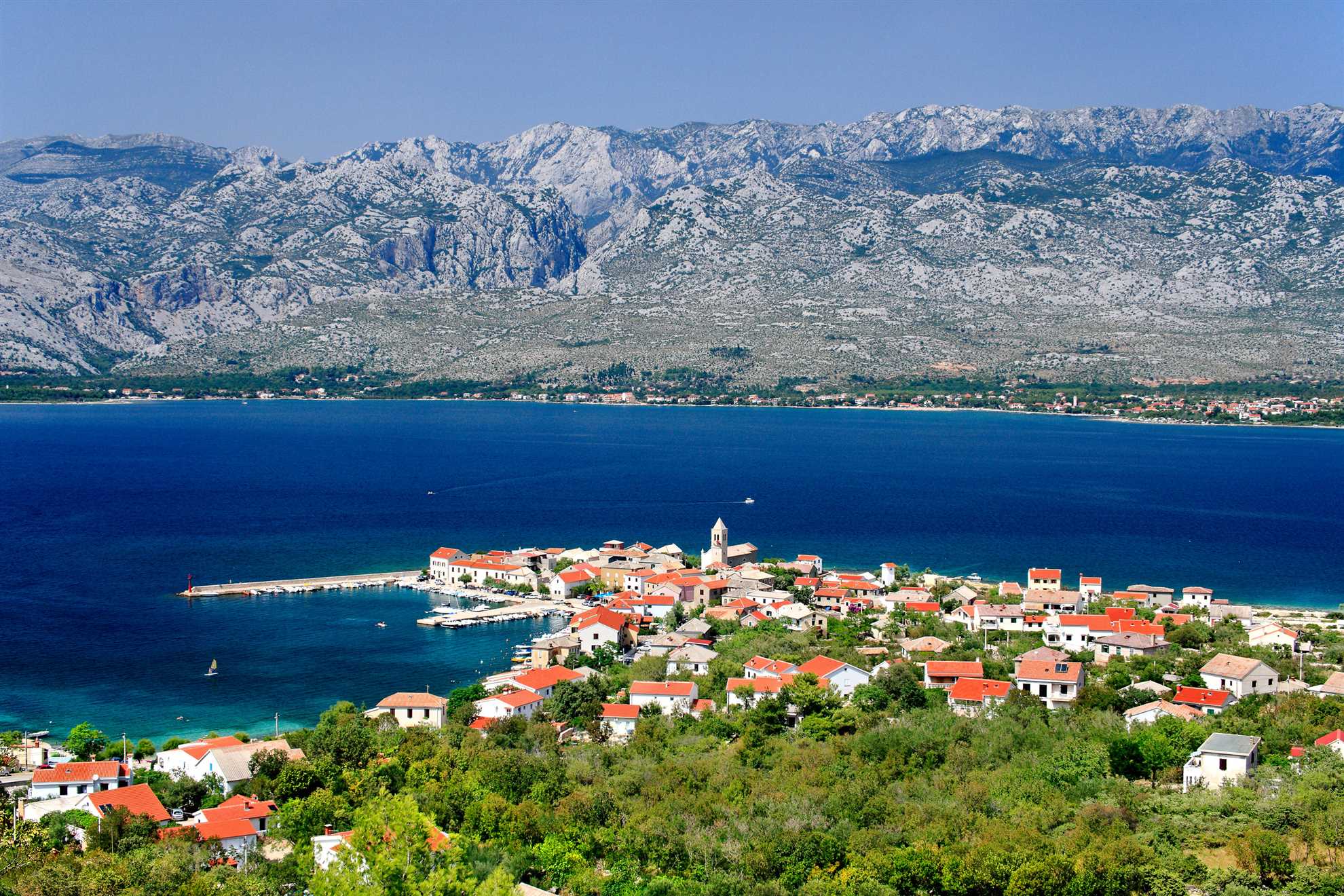 Villa One, vila s panoramskim pogledom, bazenom i