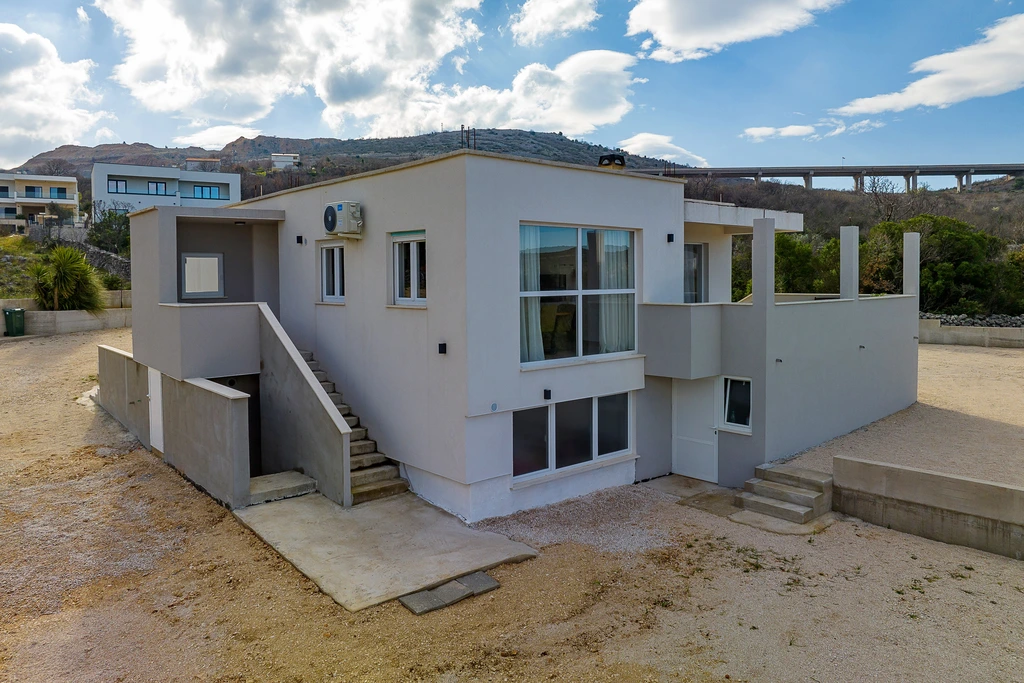 Temida, šarmantan i blizu plaže apartman za odmor