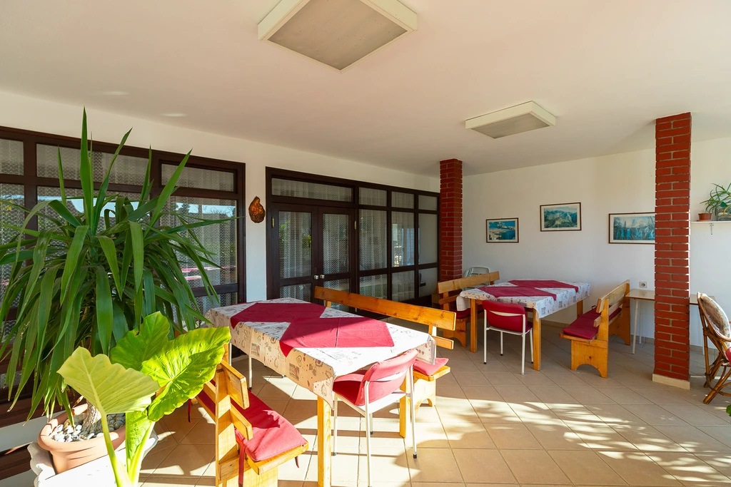 Tinka, soba br. 1