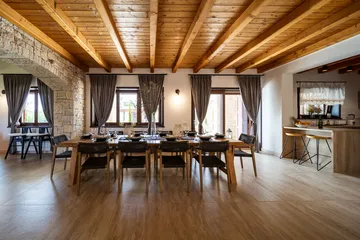 Barban Villa for Up to 12 Guests with Heated Pool