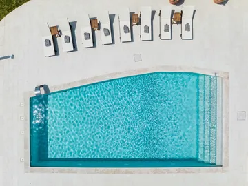 Barban Villa for Up to 12 Guests with Heated Pool