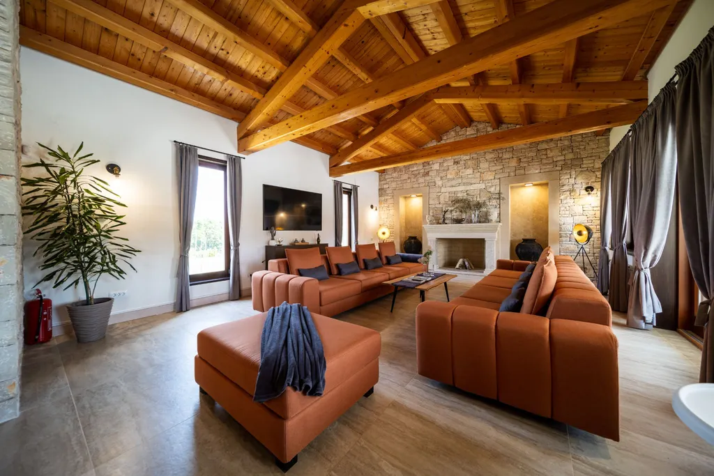 Barban Villa for Up to 12 Guests with Heated Pool