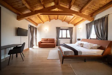 Barban Villa for Up to 12 Guests with Heated Pool