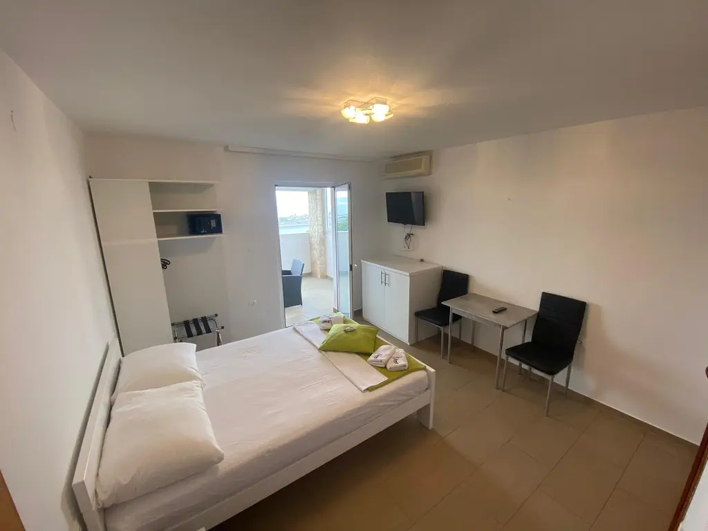 Room for 2 Guests in Omišalj, Croatia