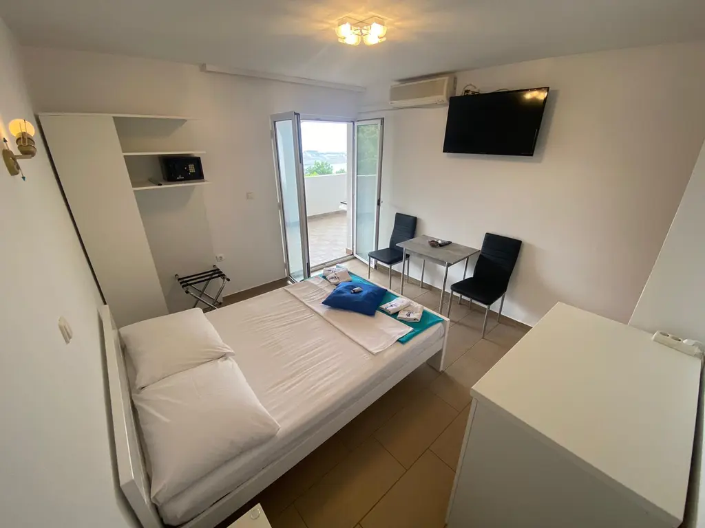 Room for 2 Guests in Omišalj, Croatia