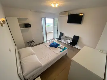 Room for 2 Guests in Omišalj, Croatia