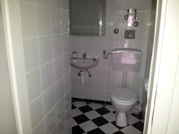 Seafront Apartment for Up to 4 in Omišalj