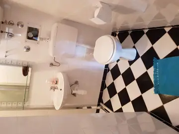 Seafront Apartment for Up to 4 in Omišalj