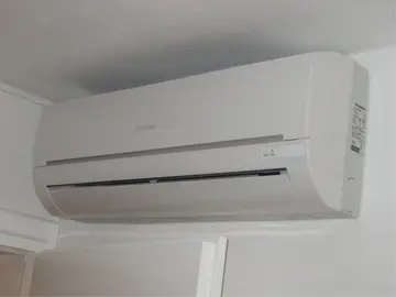 Seafront 1-Bedroom Apartment in Omišalj for 4