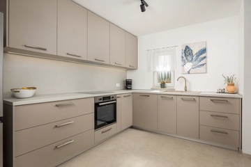 Pool Villa for Up to 8 Guests in Malinska