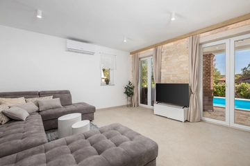 Pool Villa for Up to 8 Guests in Malinska