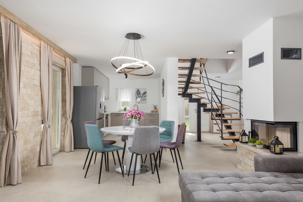 Pool Villa for Up to 8 Guests in Malinska