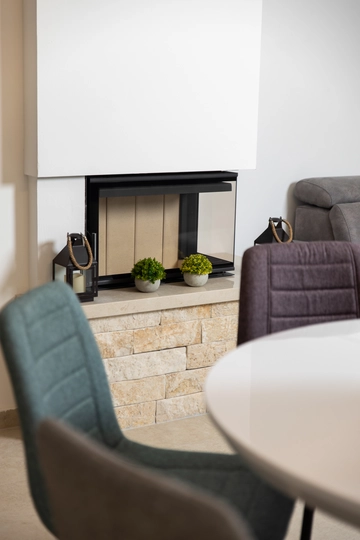 Pool Villa for Up to 8 Guests in Malinska