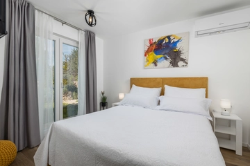 Pool Villa for Up to 8 Guests in Malinska