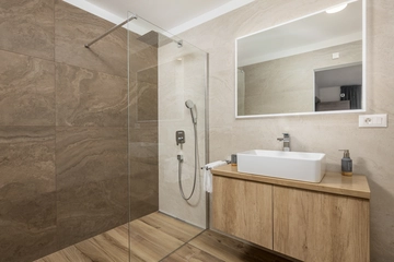 Pool Villa for Up to 8 Guests in Malinska