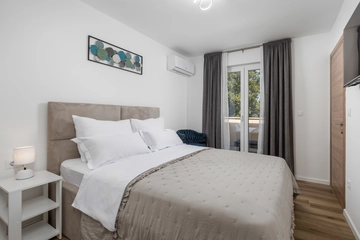 Pool Villa for Up to 8 Guests in Malinska