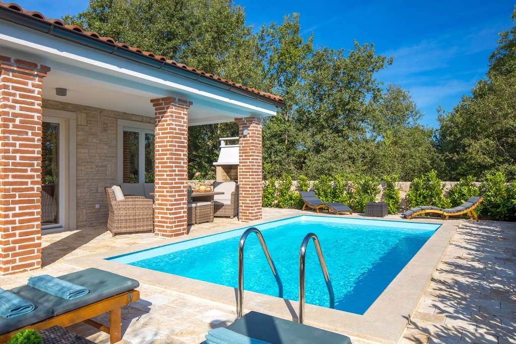 Pool Villa for Up to 8 Guests in Malinska