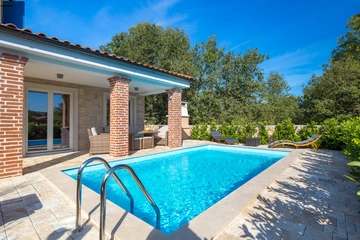 Pool Villa for Up to 8 Guests in Malinska