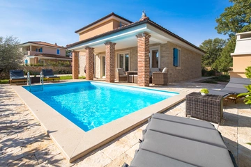 Pool Villa for Up to 8 Guests in Malinska