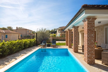 Pool Villa for Up to 8 Guests in Malinska