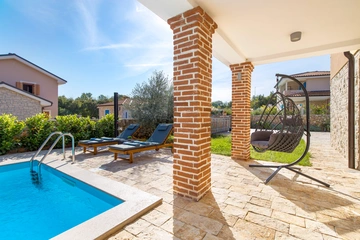 Pool Villa for Up to 8 Guests in Malinska