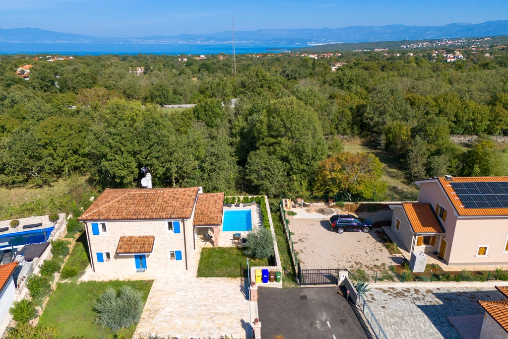 Pool Villa for Up to 8 Guests in Malinska