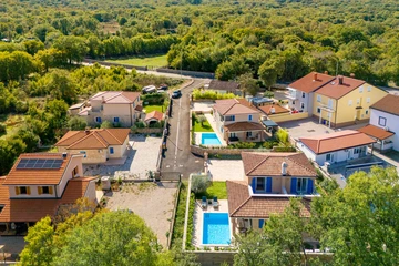 Pool Villa for Up to 8 Guests in Malinska