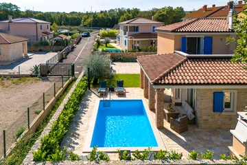 Pool Villa for Up to 8 Guests in Malinska