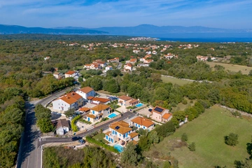 Pool Villa for Up to 8 Guests in Malinska