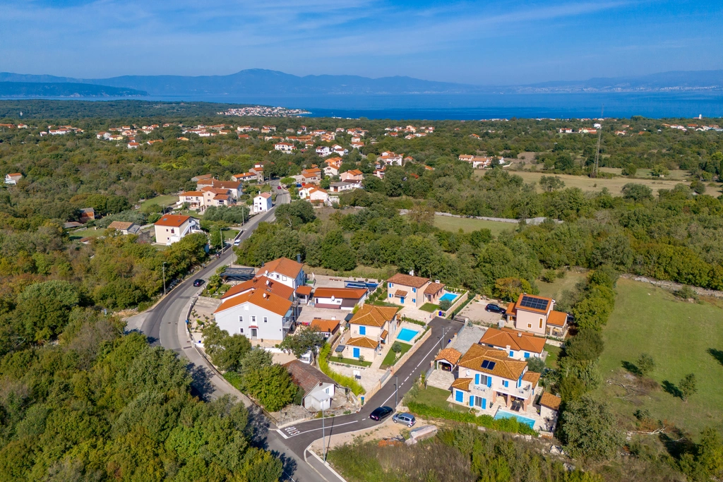 Pool Villa for Up to 8 Guests in Malinska