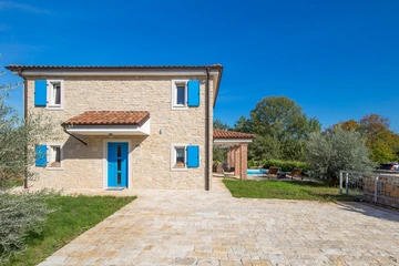 Pool Villa for Up to 8 Guests in Malinska