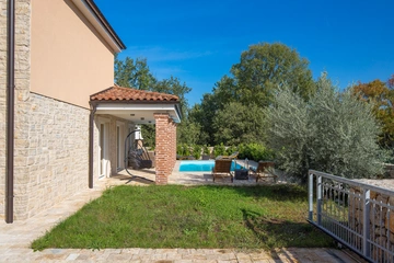 Pool Villa for Up to 8 Guests in Malinska