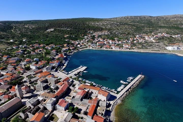 Modern Villa with Pool in Vinjerac for 6