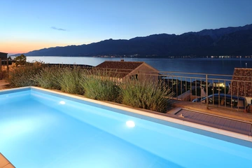 Modern Villa with Pool in Vinjerac for 6