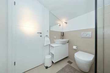 Modern Villa with Pool in Vinjerac for 6