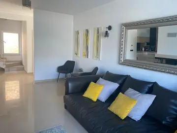 Modern Villa with Pool in Vinjerac for 6