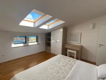 Modern Villa with Pool in Vinjerac for 6